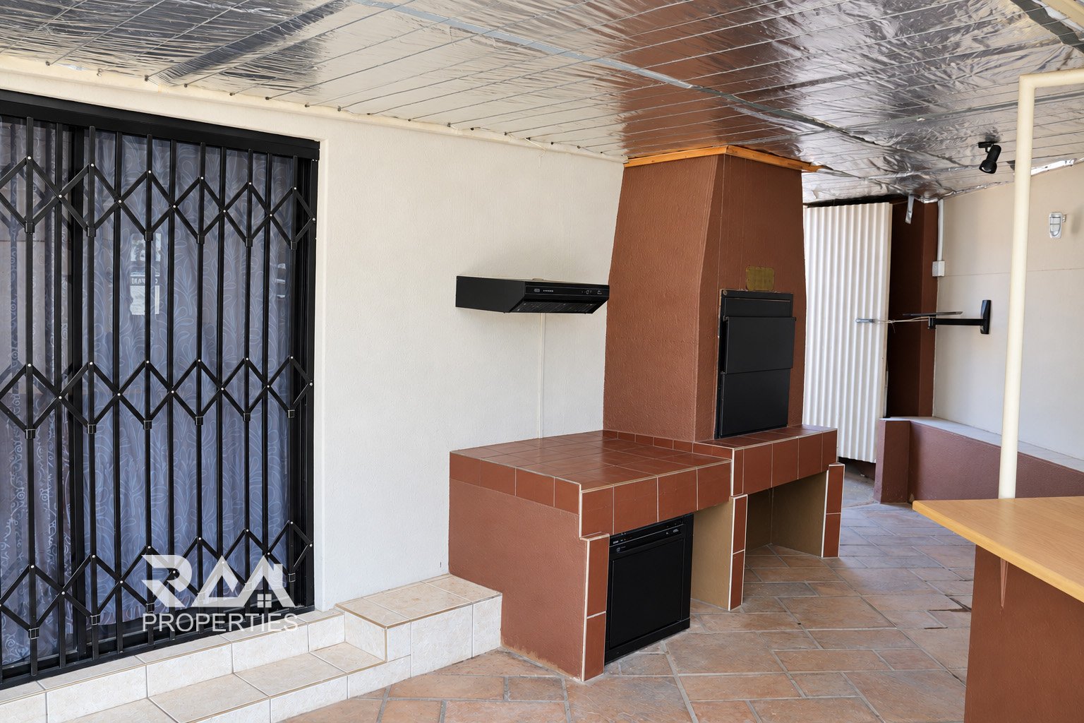 Commercial Office Property in Windhoek West