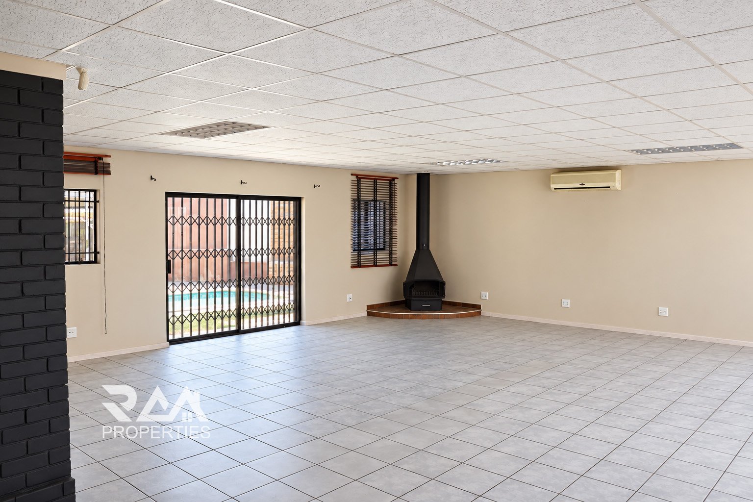 Commercial Office Property in Windhoek West