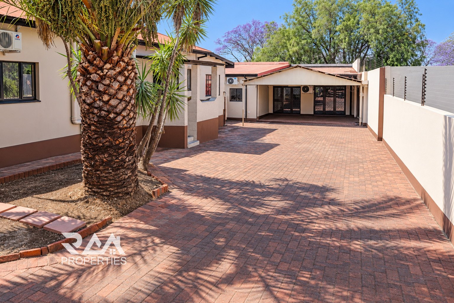 Commercial Office Property in Windhoek West
